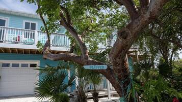 House, 2 Bedrooms | Property grounds