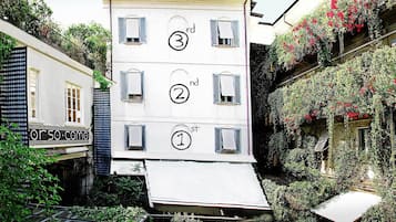 Façade de lâhĂ©bergement