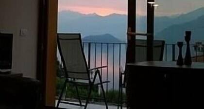 Private Pool and Expansive Lake Views