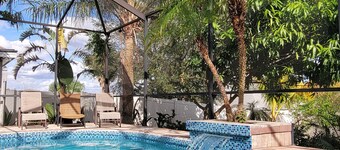 Luxury home with heated pool & hottub! Close to golf, beach, & amusement parks.