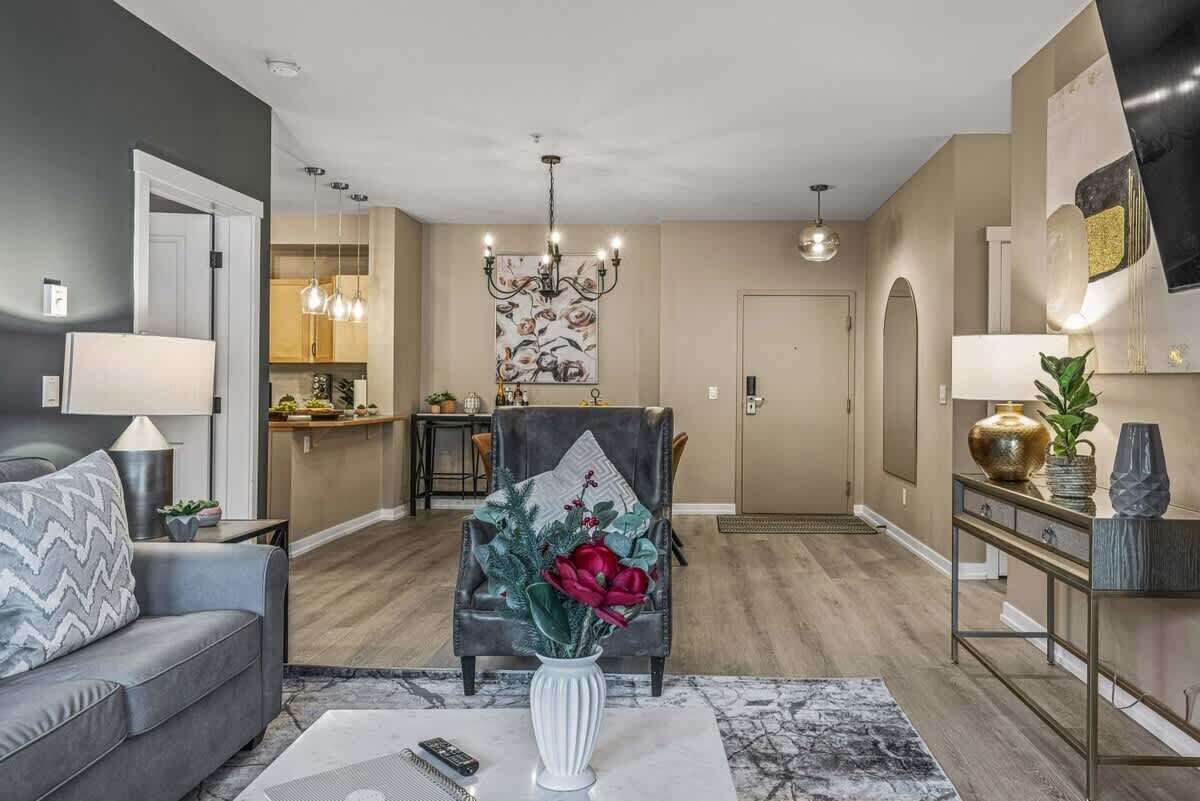 TV, fireplace, Netflix, smart speakers