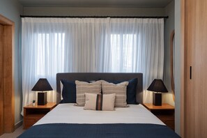 1 bedroom, iron/ironing board, Internet, bed sheets