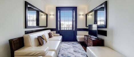 تلفزيون، مكتب