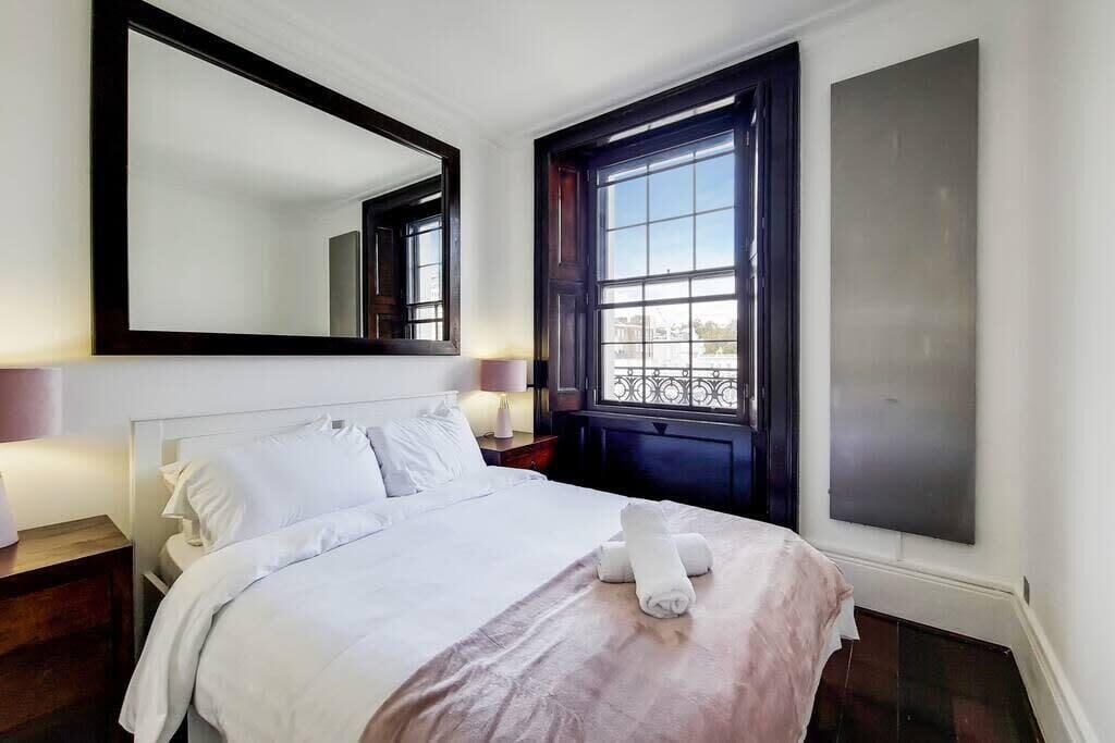 1 bedroom, iron/ironing board, travel cot, WiFi