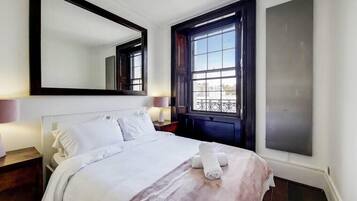 1 bedroom, iron/ironing board, travel cot, WiFi