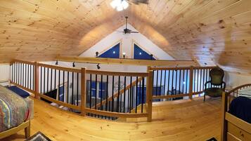 2 bedrooms, desk, iron/ironing board, travel crib