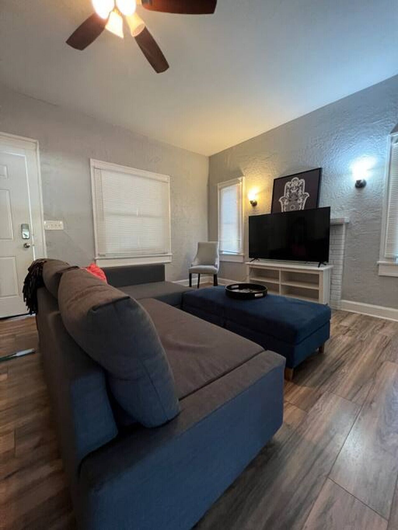 Fernseher, Netflix, Smart Speakers, Streaming-Dienste