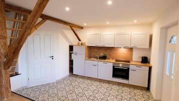 雪櫃、焗爐、爐具、洗碗機