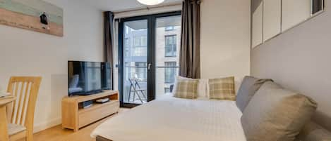 Appartement, 1 kingsize bed met slaapbank | 1 slaapkamer, een strijkplank/strijkijzer, gratis wifi, beddengoed