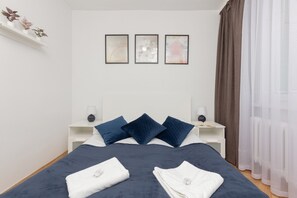 1 quarto, roupa de cama
