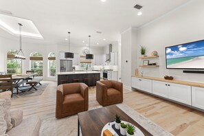 Smart TV, books