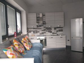 Fridge, oven, stovetop, coffee/tea maker - Apartment in the center of Alberobello (Alberobello)