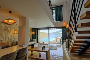 Ropa de cama de alta calidad y artículos del minibar gratis 