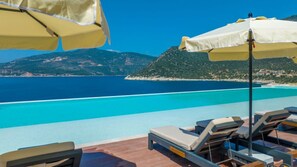 Indoor pool, 2 outdoor pools, open 9:30 AM to 6:30 PM, free pool cabanas - Lures Hotel (Kas)