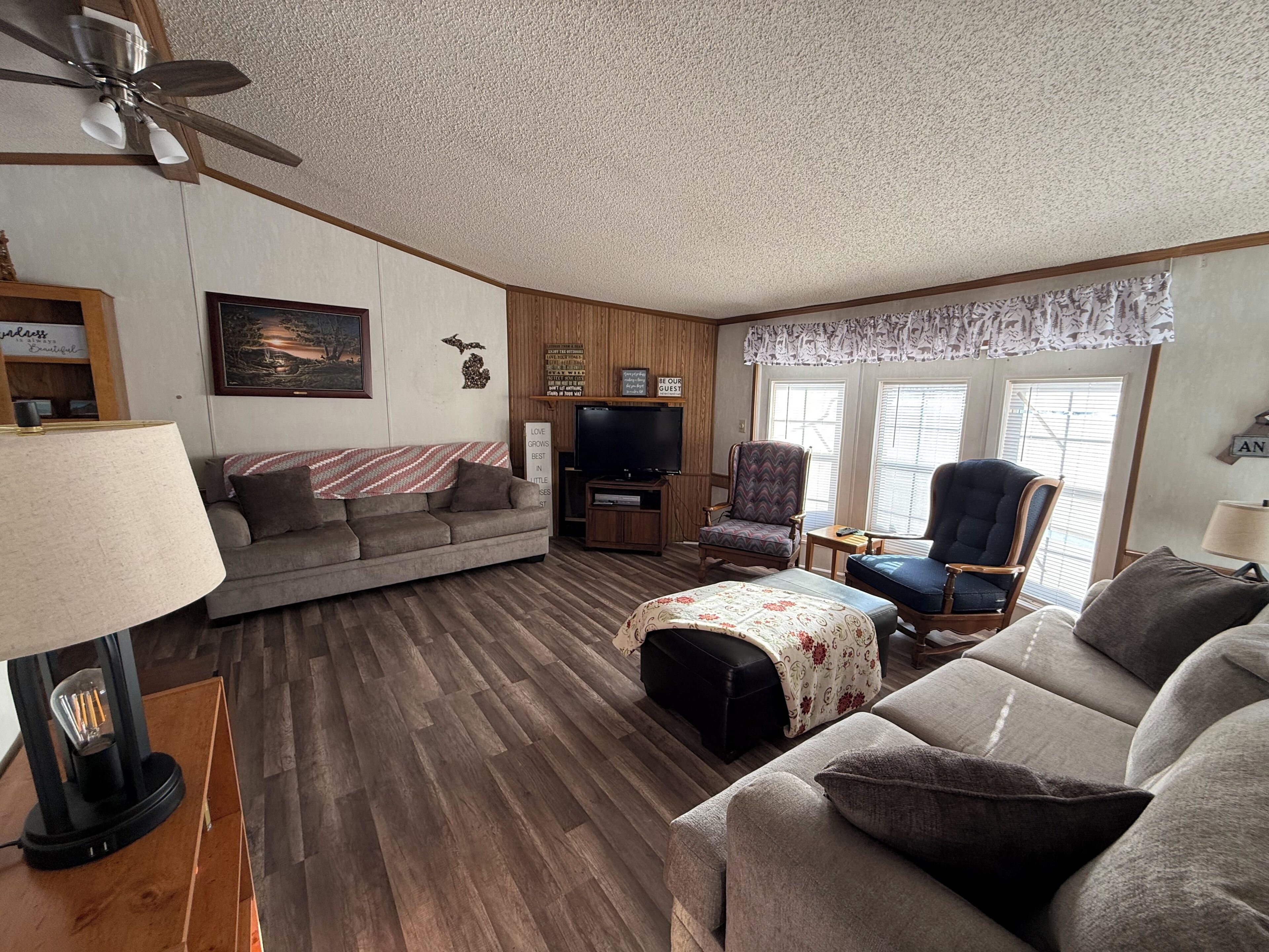Cozy Place W/rustic Bunk House Orv Trail At End Of Driveway Sleeps 8-10 - Michigan