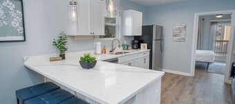 Adorable 4BR 2BA Close to Riverwalk and Downtown