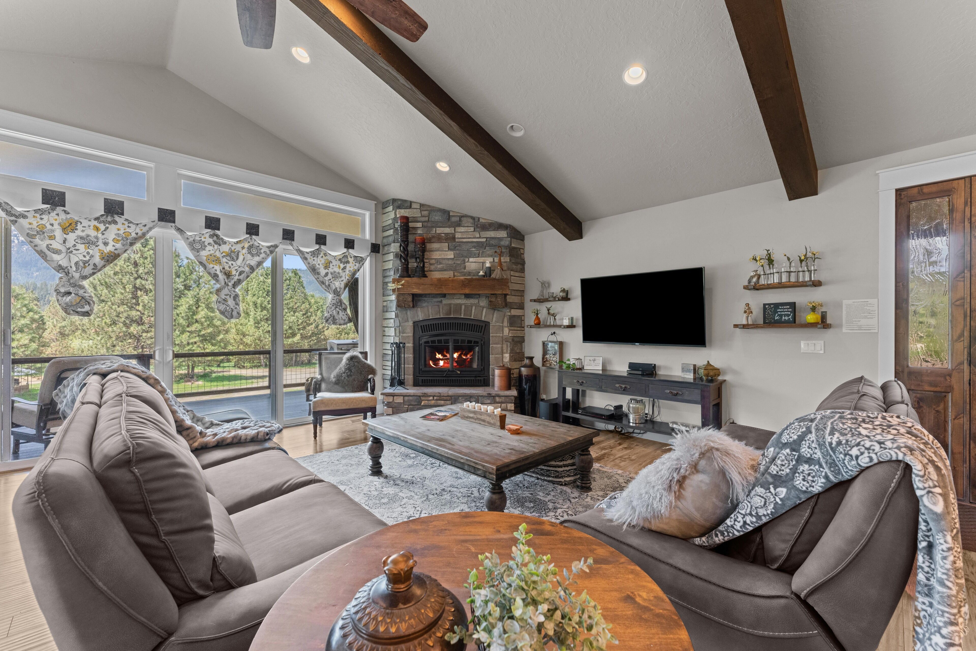 Executive Home in the Mountains