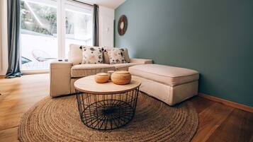 Apartment | Living area | 42-inch Smart TV with digital channels, TV