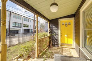 Property grounds - Charming Historic Houston Home w/ Yard! (Houston)