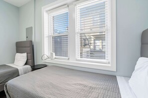4 chambres, Wi-Fi, literie fournie