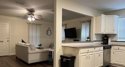 2br 2ba updated LR Home - Stiff Station/Heights/Hillcrest Near UAMS