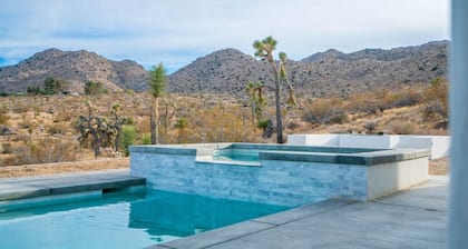 Enjoy full access to the property—wander, explore, and connect with nature. Relax with stunning sunsets and star-filled skies. For urgent matters, our support team is just a message or call away. 🌵✨