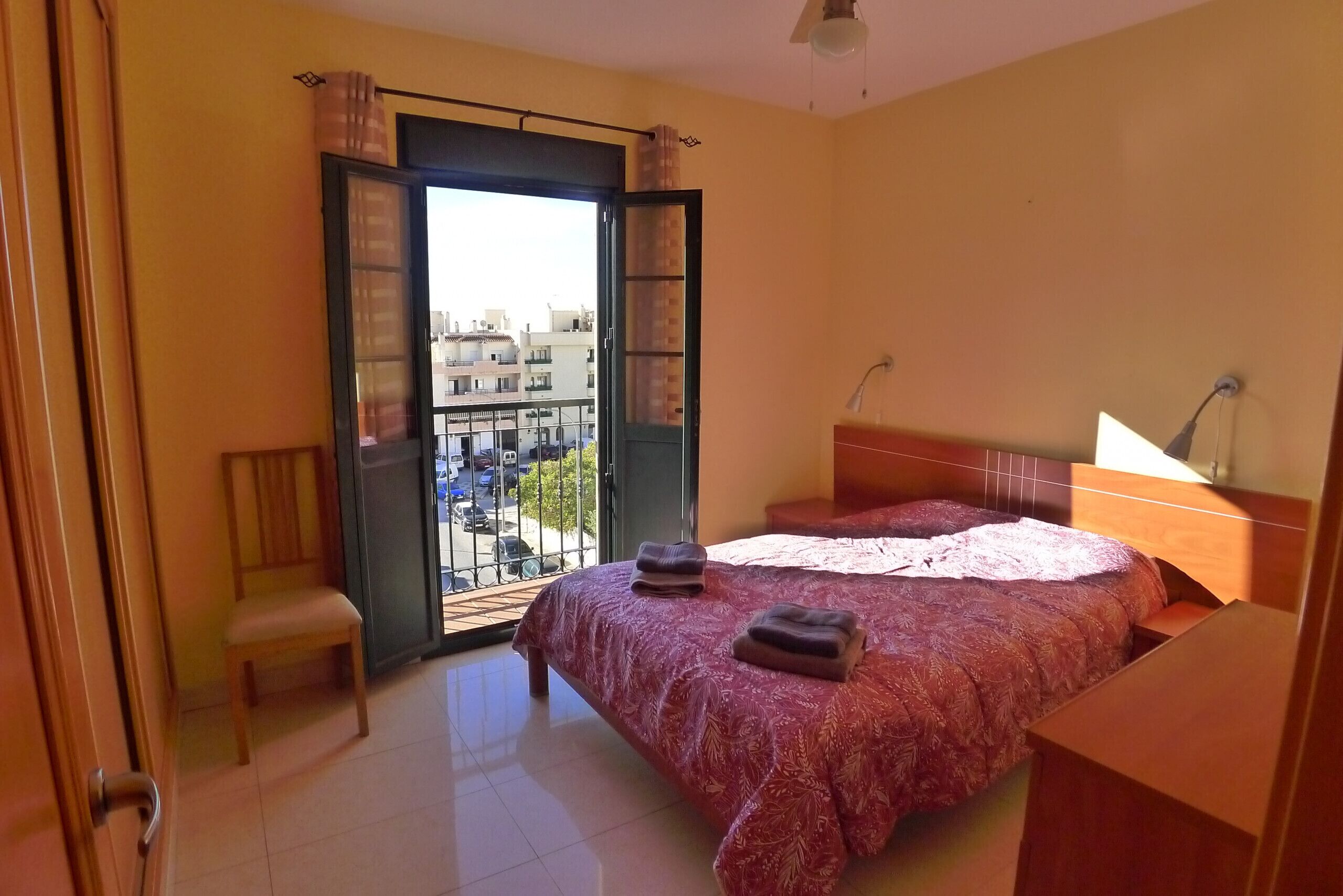 3 bedrooms, iron/ironing board, free WiFi, bed sheets