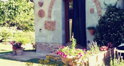 Vallacchi b&b Authentic Acient Tuscany CountryHouse, family welcome