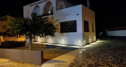 House in Roses ¨¨Happy Holidays¨