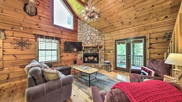 Smart TV, chimenea, videojuegos, libros