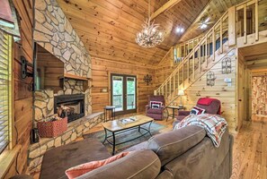 Smart TV, fireplace, video games, books