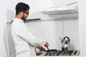 Biancheria da letto di alta qualità, copriletto in piuma, minibar