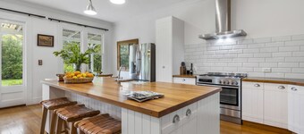 Botham's Beauty - Blenheim Holiday Home