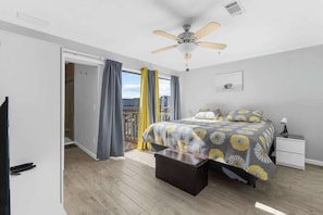 2 bedrooms, iron/ironing board, WiFi, bed sheets - Steps Away From The Ocean (North Myrtle Beach)