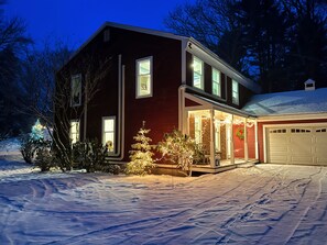 المنشأة من الخارج