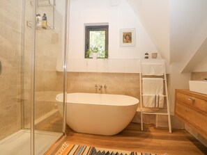 Shower - Meon Boscage (Southampton)