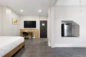 1 slaapkamer, een strijkplank/strijkijzer, wifi, beddengoed