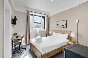 1 Schlafzimmer, Schreibtisch, Bügeleisen/Bügelbrett, WLAN
