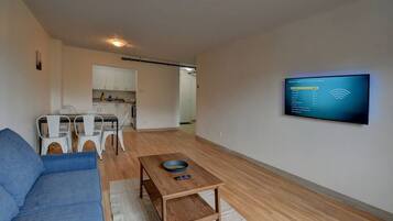 Téléviseur, bureau