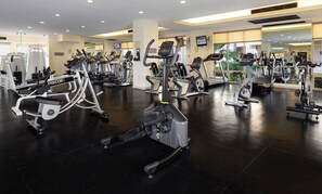 Fitness facility - Two Bed Luxury suit with ocean view (Cabo San Lucas)