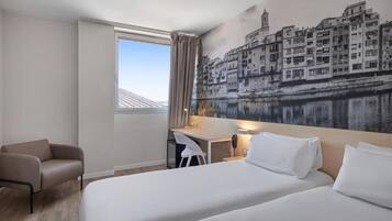 Twin Room | Free WiFi