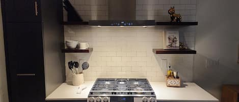 Fridge, microwave, oven, dishwasher