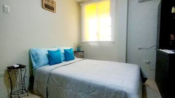 1 bedroom, desk, iron/ironing board, free WiFi