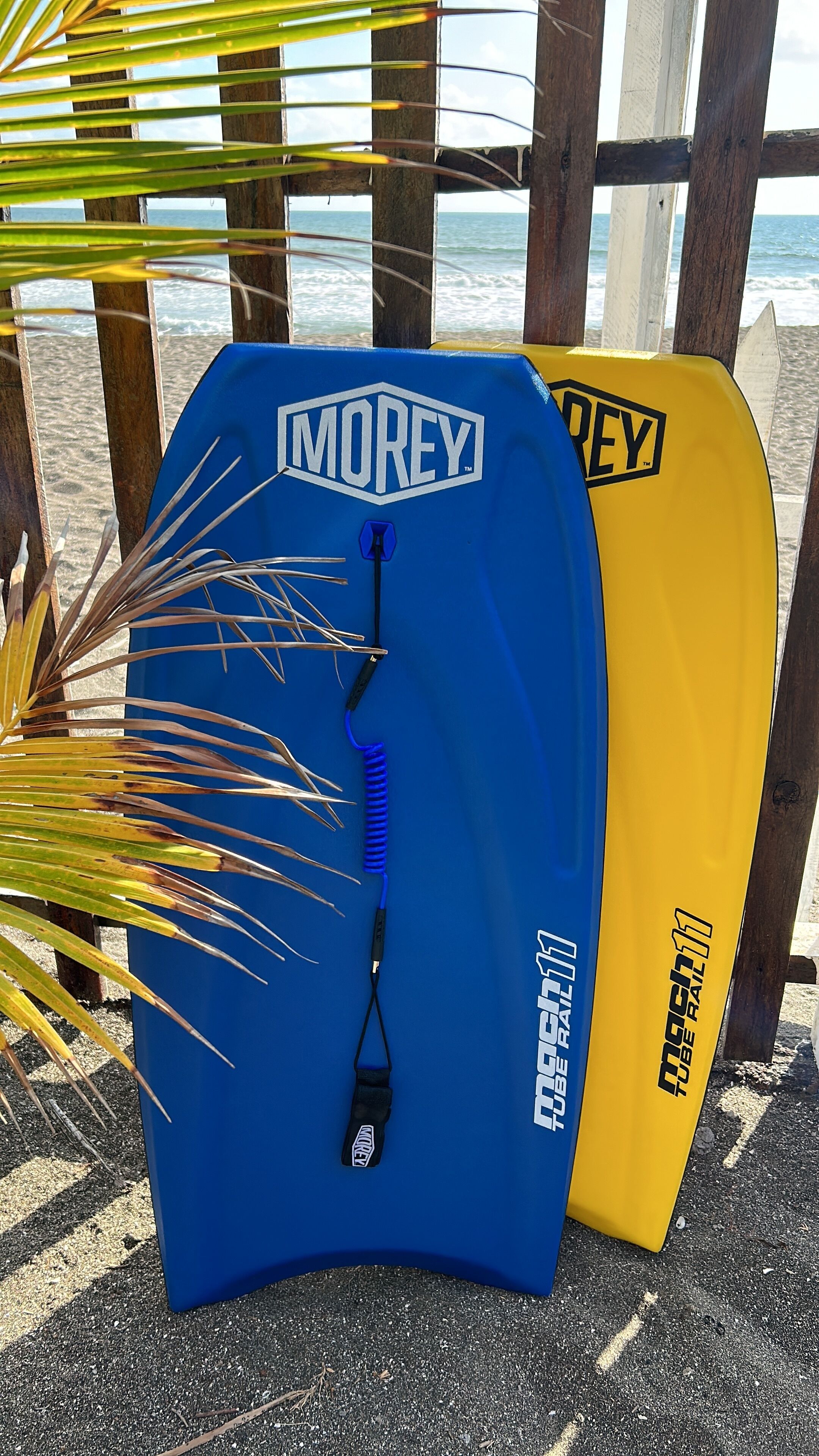 Surfing/bodyboarding