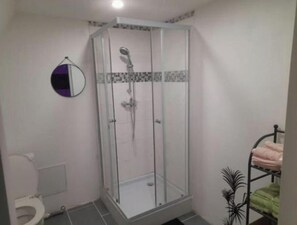 Hair dryer, towels, soap, shampoo