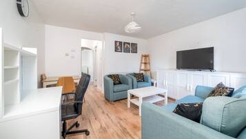 54-inch Smart TV with digital channels, TV, Netflix