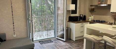 House (Two bedroom Holiday Home with Terrace) | Interior