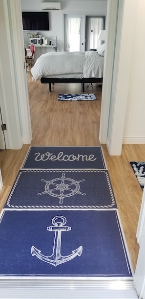 1 chambre, bureau, fer et planche à repasser, Wi-Fi