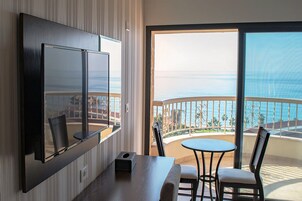 Superior-herbergi | Ofnæmisprófaður sængurfatnaður, öryggishólf í herbergi