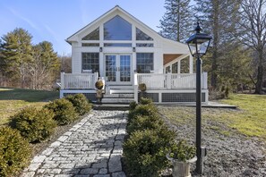 Exterior - Historic farmhouse w/ private Catskill Creek access. Close to skiing and hiking. (Leeds)
